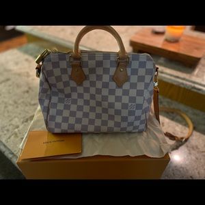 Louis Vuitton Speedy 25